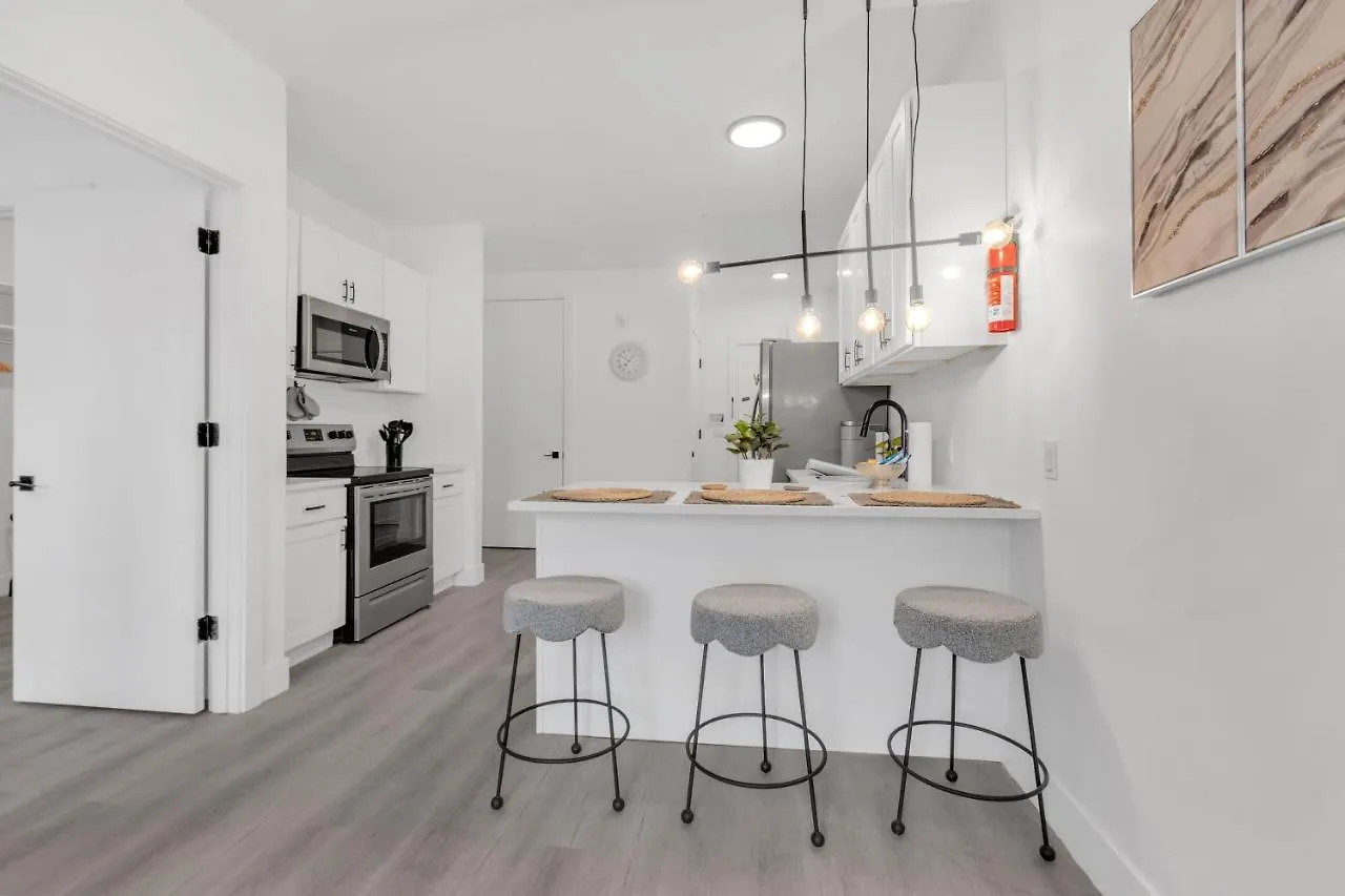 Luxe 1 Bedroom Apt Ewr Prudential Center Elizabeth Apartment
