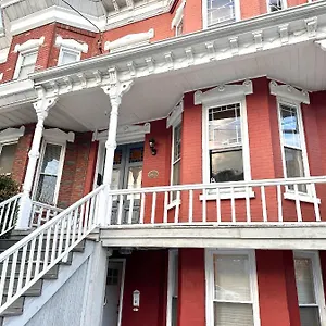  Apartment Classical Isbills Row House Close To Nyc